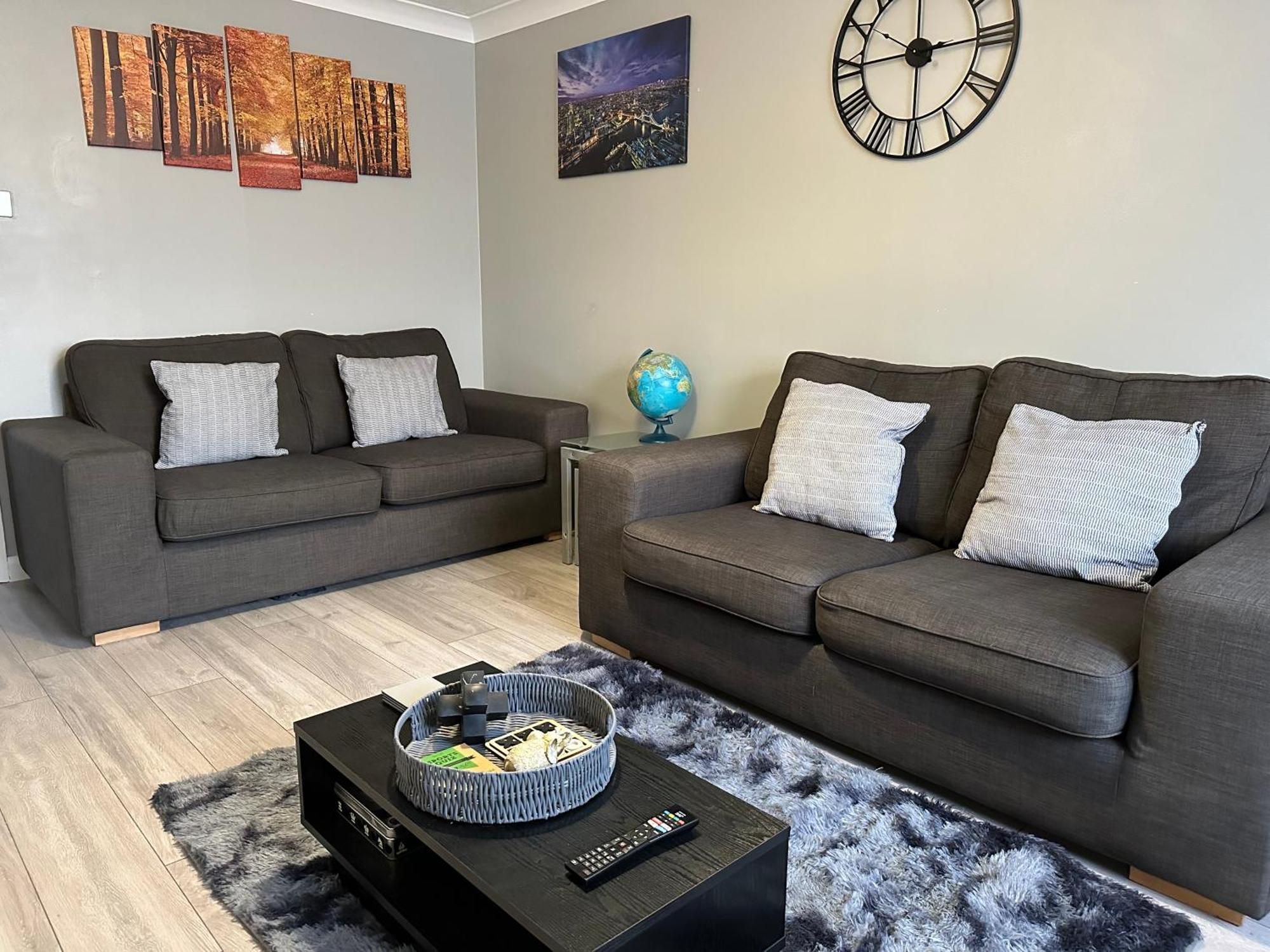 Modern Cosy Warm Home With Free Parking Chelmsford Exterior photo